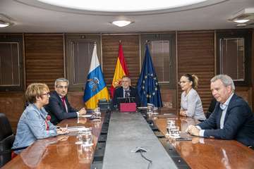 -Ángel Víctor Torres presenta el documento base sobre el Pacto para la Reconstrucción Económica y Social de Canarias  (Foto TA)